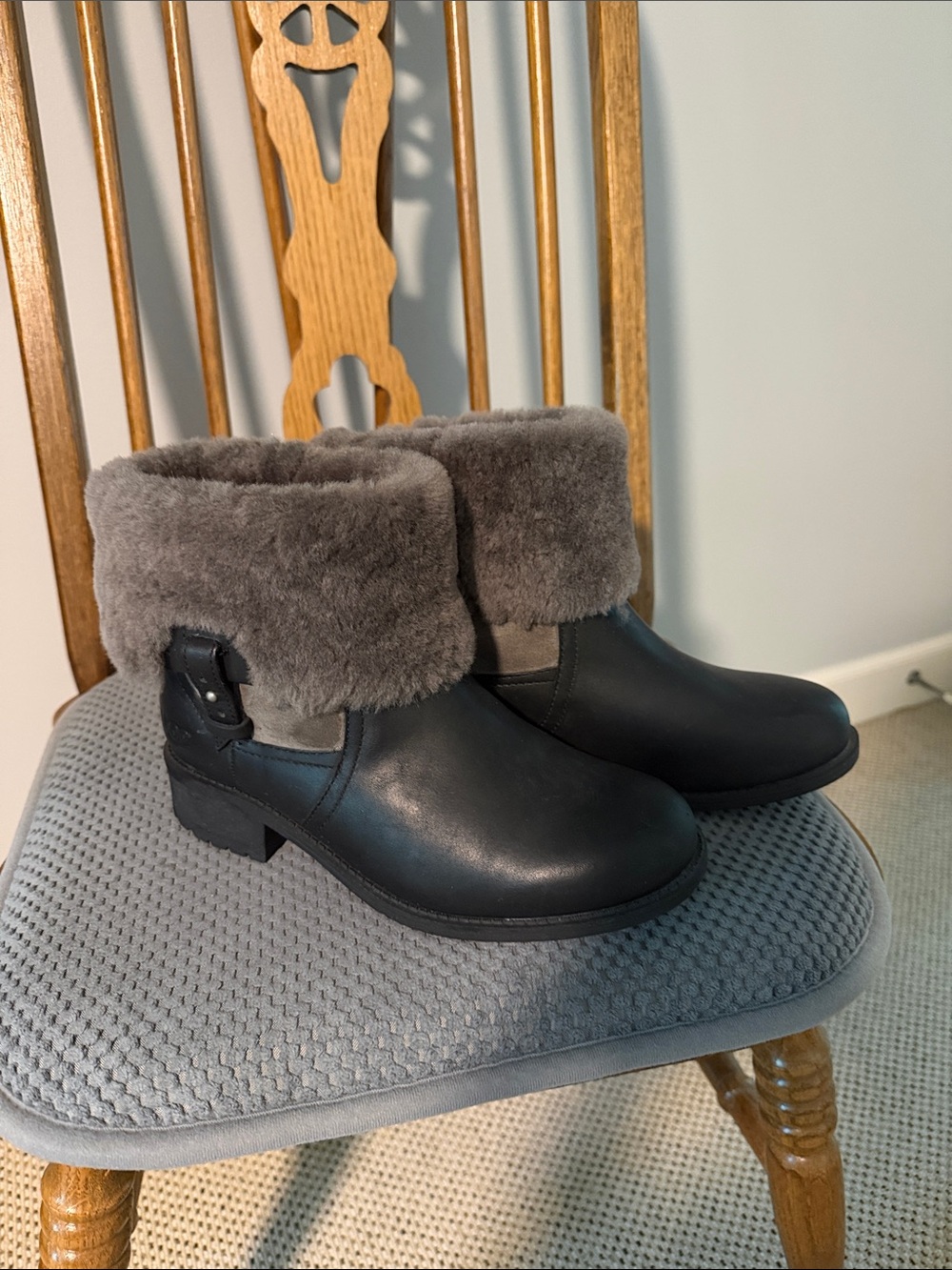 UGG Black Leather Ankle Boots with Gray Shearling Cuff